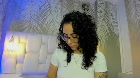 Snapshot of sarah_sluty chatting on July 2026 02:18:01 AM Sarah online show from July 2026 02:18:01 AM