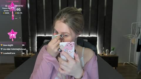 Sarah online show from January 2025 03:43:01 AM