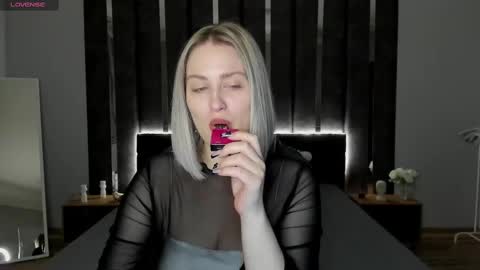 Sarah online show from February 2025 12:57:01 AM