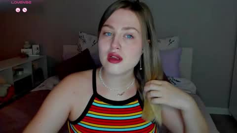 Sarah online show from October 2025 11:59:02 PM