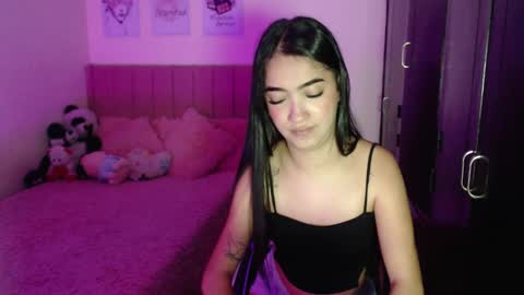 Sarah online show from February 2025 10:44:02 PM