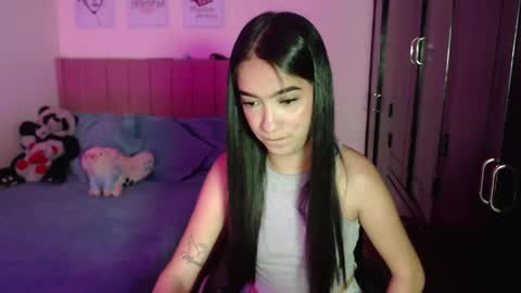 Sarah online show from February 2025 08:20:02 PM