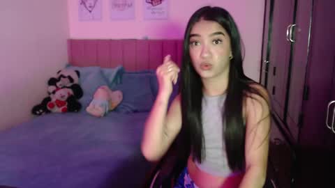 Sarah online show from February 2025 05:04:02 PM