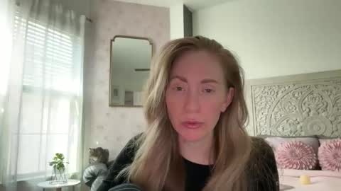 Sarah online show from April 2026 05:18:01 PM