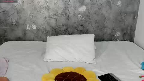 sarahgrant_ online show from September 2025 12:22:02 AM