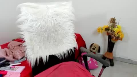 Sarah online show from April 2026 09:53:02 PM