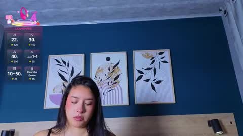 Sarah online show from November 2025 07:51:02 PM