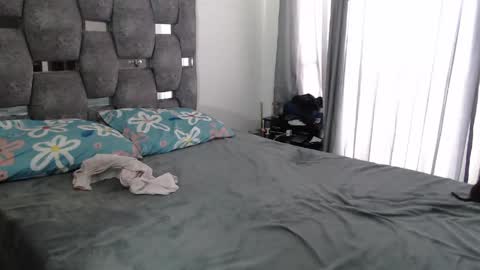 Lia online show from May 2026 04:26:02 PM