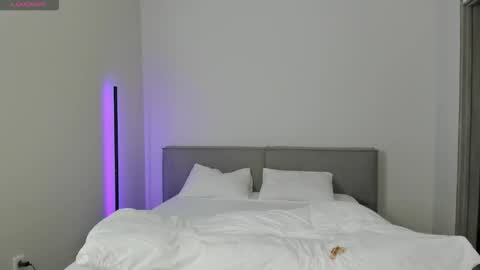 sarahphyllis online show from November 2025 07:36:02 PM