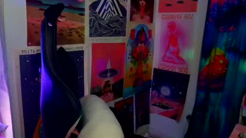 Sarah T online show from February 2026 07:51:01 AM