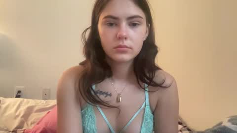SarahxOliver online show from December 2024 04:46:02 PM