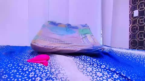 Sara  online show from March 2025 03:04:01 PM