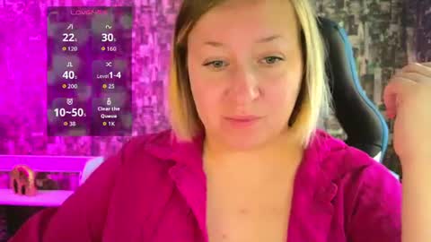 Snapshot of sarakatherin chatting on June 2026 05:21:01 AM Sara online show from June 2026 05:21:01 AM