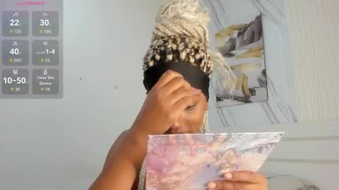 Snapshot of saralewwis chatting on February 2026 10:02:01 AM Sara Lewis online show from February 2026 10:02:01 AM