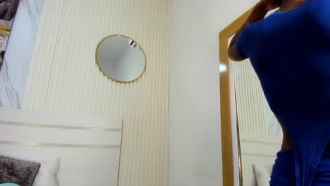 Sara Lewis online show from April 2026 10:38:01 AM