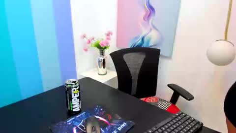   online show from September 2025 03:46:01 PM