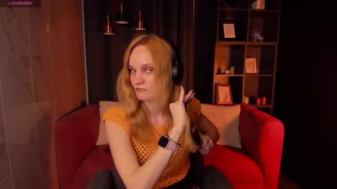 Snapshot of sarasubtlety chatting on March 2026 01:39:01 PM Sara online show from March 2026 01:39:01 PM