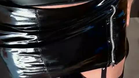 Anything you like online show from February 2025 10:20:01 PM