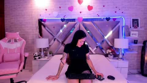 Sara  online show from March 2026 03:06:02 PM