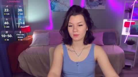 Snapshot of saravivid chatting on May 2026 10:56:01 AM SaraVivid online show from May 2026 10:56:01 AM