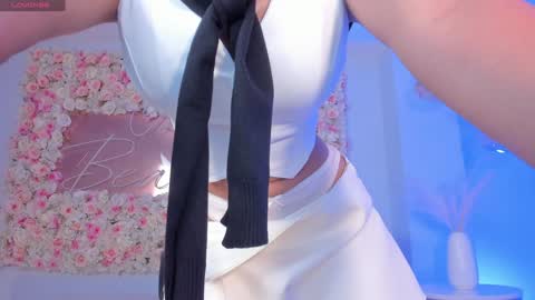 Sara Winstone online show from January 2025 07:59:02 PM