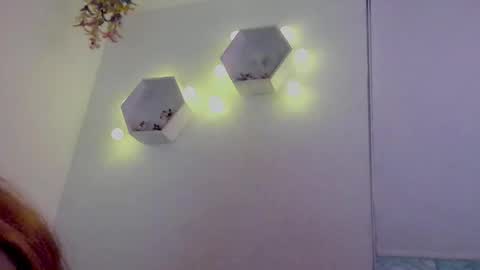 Saray  online show from November 2025 04:17:02 AM