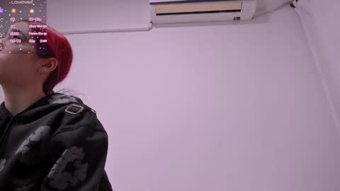 Baby Saren online show from October 2025 12:09:02 PM