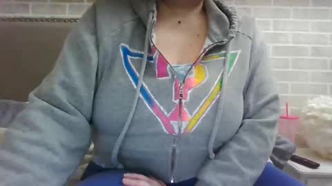 Sara online show from February 2025 05:43:01 PM