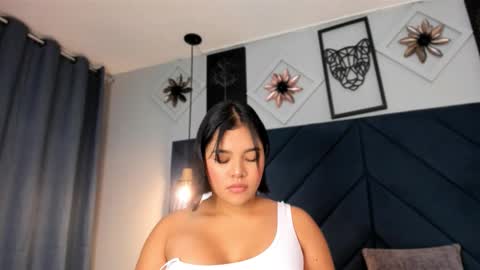 Sara  online show from February 2026 04:57:01 AM