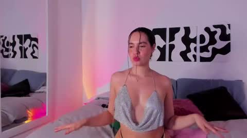 Sara online show from February 2025 09:04:02 PM