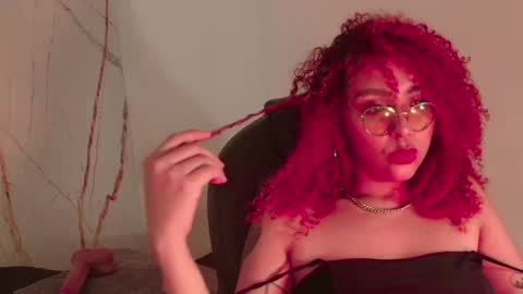 Snapshot of sasha__velvet_ chatting on May 2026 04:32:01 AM Sasha online show from May 2026 04:32:01 AM