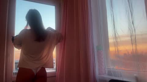 Alexandra Sasha in short online show from February 2025 06:24:01 AM