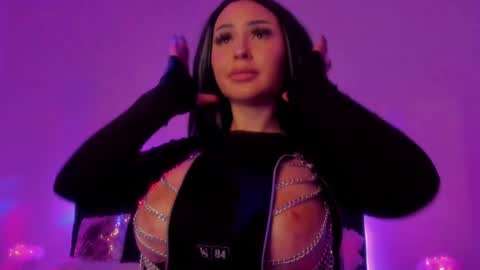 Snapshot of sashachase chatting on December 2024 07:27:01 AM   Sasha   online show from December 2024 07:27:01 AM