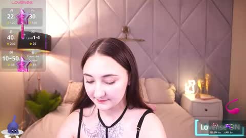 Sasha online show from November 2025 08:30:01 PM