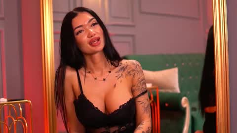 Dennise online show from February 2025 01:25:02 AM