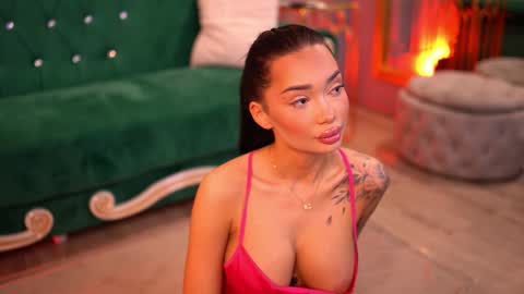 Dennise online show from March 2025 06:59:02 PM