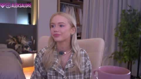 sashalore online show from March 2026 02:35:01 AM