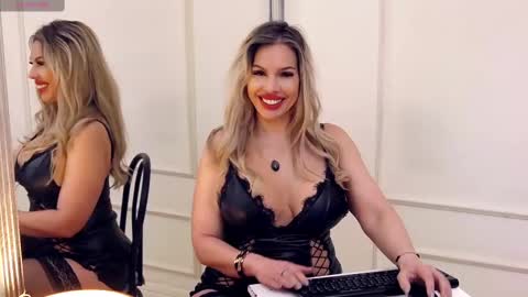 Snapshot of sashavaughn chatting on February 2025 11:41:02 AM Sasha online show from February 2025 11:41:02 AM