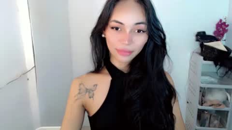 Snapshot of sashifoxdoll_ chatting on May 2026 10:04:02 PM Sashi online show from May 2026 10:04:02 PM