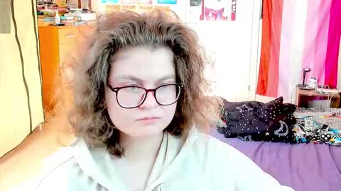 .Alexandra online show from October 2025 08:35:02 AM