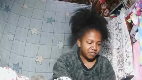 Snapshot of sasivia08 chatting on May 2026 06:37:01 PM sasivia08 online show from May 2026 06:37:01 PM