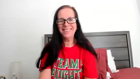 Sassiest Peach Goddess online show from November 2025 02:31:02 PM