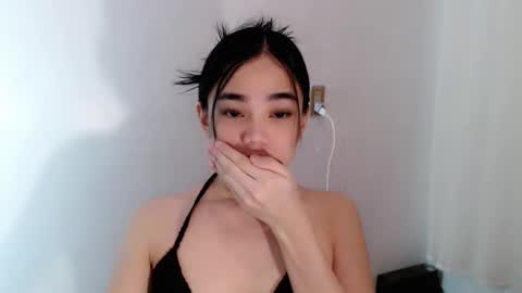 Snapshot of sassy_keath chatting on May 2026 03:19:01 PM Keath online show from May 2026 03:19:01 PM