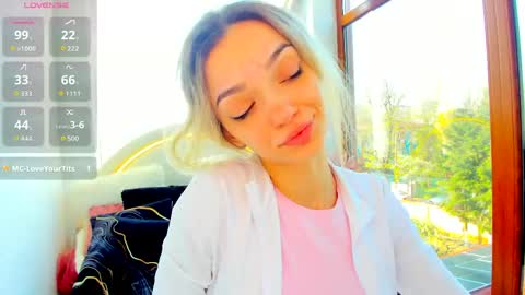 sassyt33n online show from April 2026 06:18:01 AM