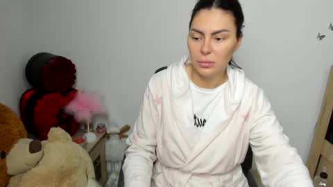 sassytiff online show from April 2026 12:08:02 PM