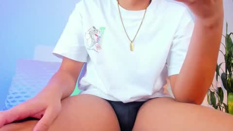 Snapshot of satanas_333 chatting on February 2026 06:40:02 AM online show from February 2026 06:40:02 AM