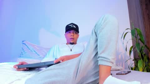 Snapshot of satanas_333 chatting on March 2026 05:24:01 AM online show from March 2026 05:24:01 AM