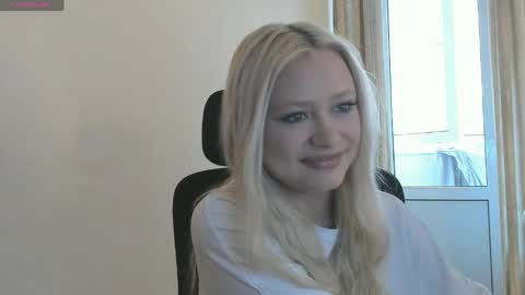 Snapshot of satinpresence chatting on June 2026 05:13:02 AM satinpresence online show from June 2026 05:13:02 AM