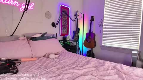 Saturn Girl online show from October 2025 05:48:02 PM