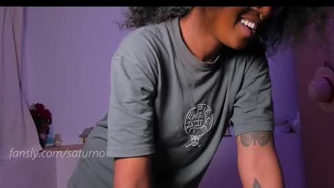 saturno_vibes online show from September 2025 09:46:01 AM